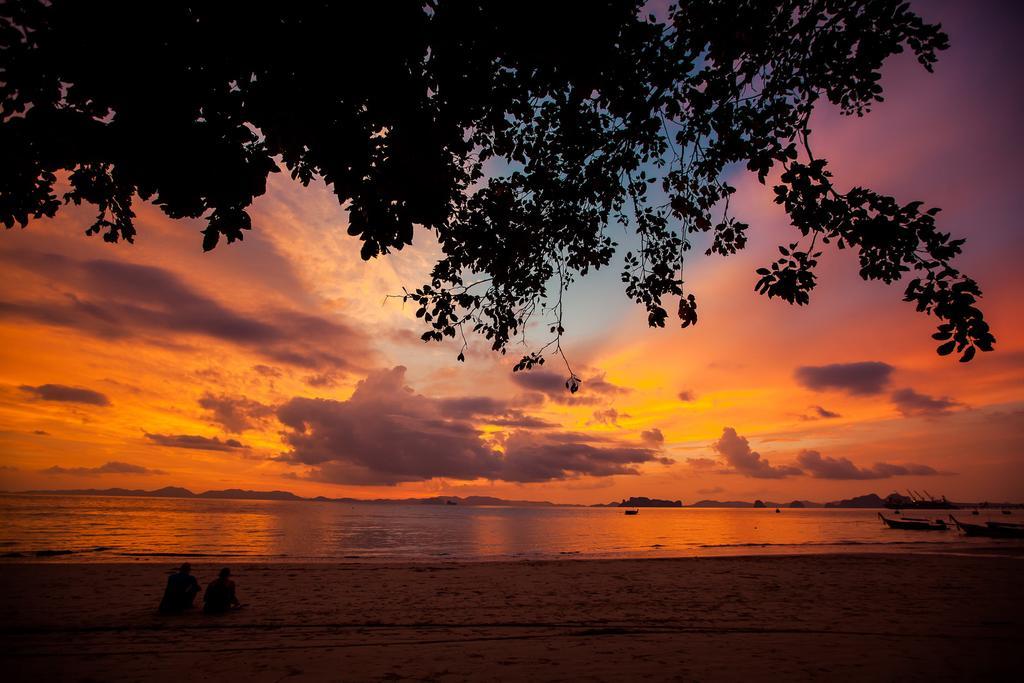 Klong Muang Sunset House Bed & Breakfast Exterior foto
