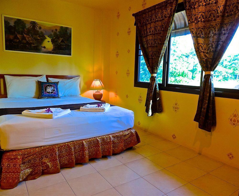 Klong Muang Sunset House Bed & Breakfast Exterior foto